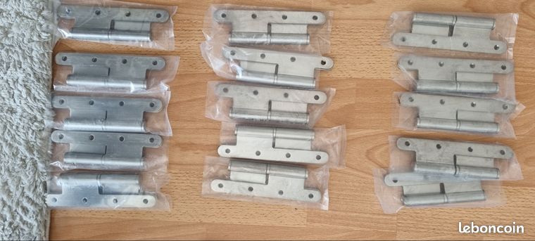 Lot de paumelles / charnières métalliques