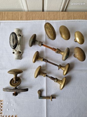 Lot de poignées anciennes de porte cérémonie crochet