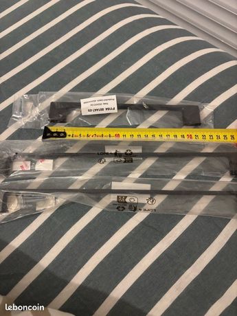 poignées métal noir