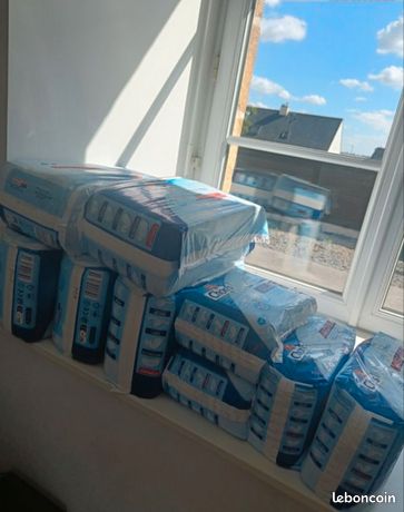 Lot de protections incontinences neuf