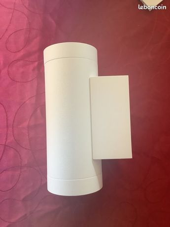 Lot de six éclairages extérieur. Blanc. GU10 ( non fournis)
