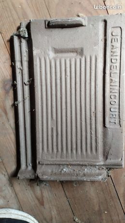 Lot de tuiles en terre cuite