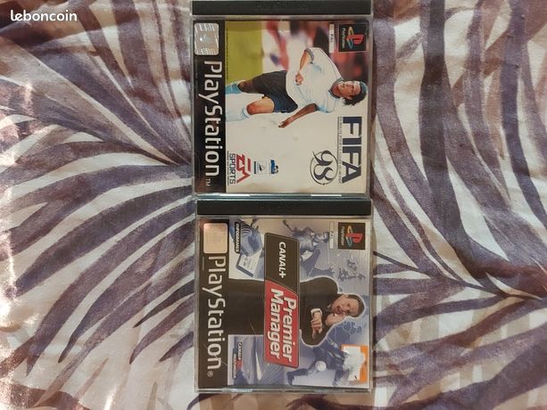 Lot jeux foot PlayStation 1