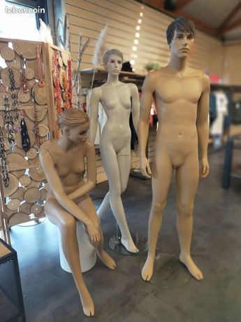 mannequins vitrine