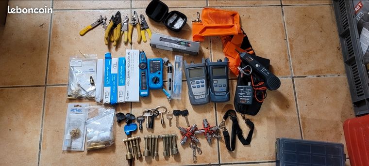 Lot outillage fibre optique telecom adsl