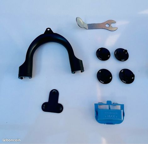 Lot pièces / accessoires lave linge tuyau + divers