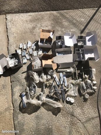 Lot poignées de portes