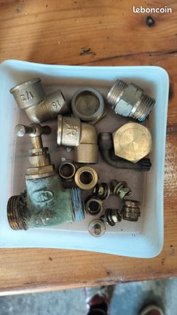 raccord et robinet laiton
