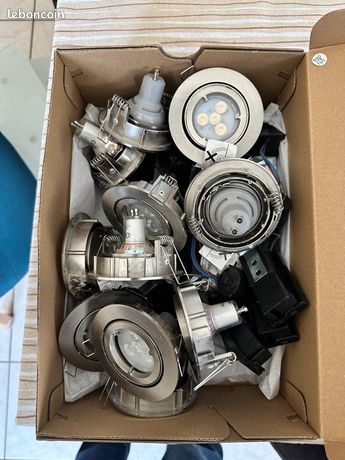 Lot spot avec ampoule Led dimable