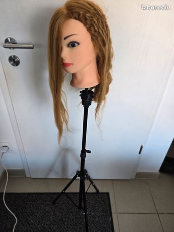 Lot trépieds et tête à coiffer