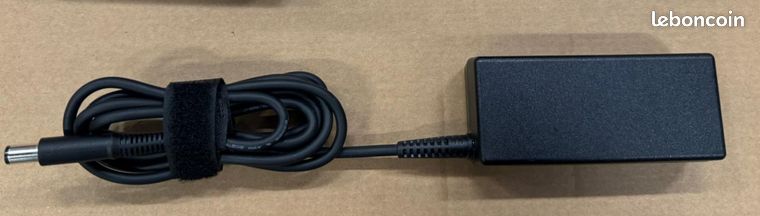 Lot2 de 30 chargeurs HP 65 W