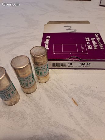 Lot58 3 Cartouches fusibles LEGRAND 22x58 500v 100A