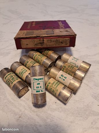 Lot64 10 cartouches fusibles LEGRAND 22x58 500v 63A