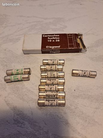 Lot66 10 cartouches fusibles 10x38 LEGRAND 500v