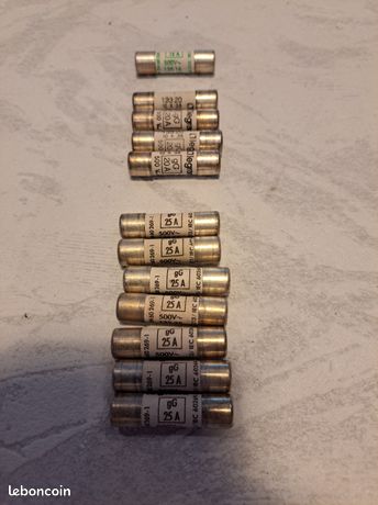 Lot68 12 cartouches fusibles 10x38 LEGRAND 500v