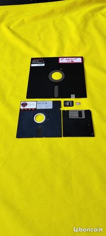 3 supports de stockage magnétiques anciens, idéal pour les collectionneurs Disquette 8 pouces Minidisquette 5,25 pouces Microdisquette 3,5 pouces Sony