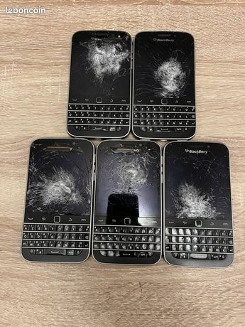 5 BlackBerry Classic ou Réparation Non Testés