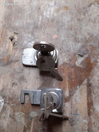 Lots de serrures pour boite ou coffre