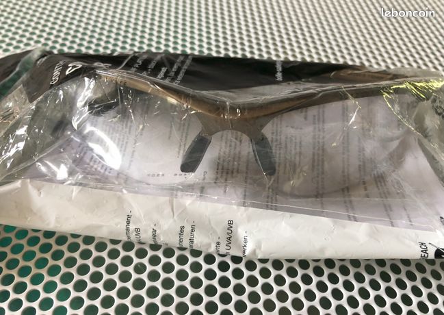 Lunettes de sécurité Bollé Safety Contour - Etat neuf Echange ou achat