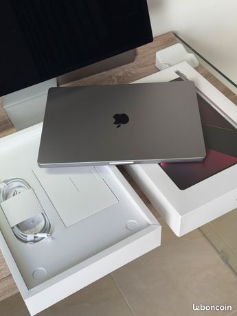Macbook 16'' M2 Pro 2023 16Go 512Go 19 coeurs 53 cycles + Logiciels