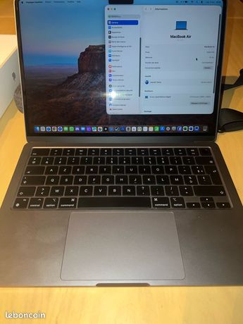 MacBook Air M2