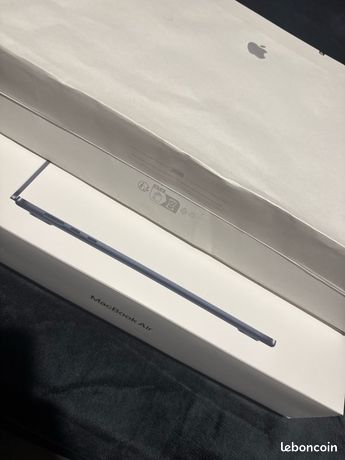 Macbook m3 15 pouce minuit 512gb 16 g de ram