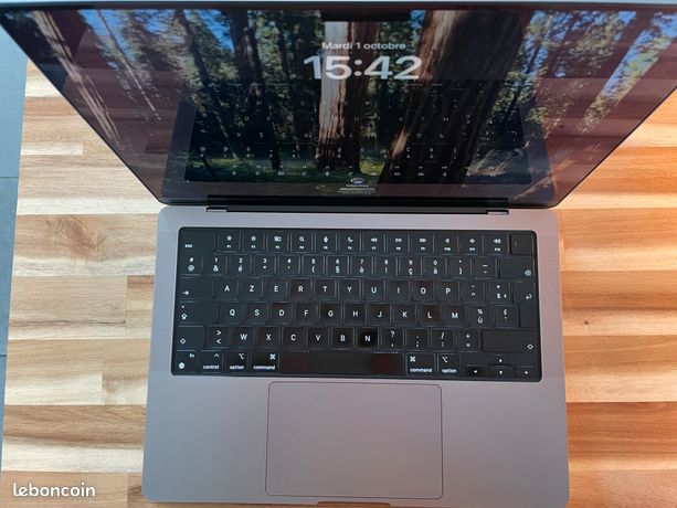 Macbook Pro 14 pouces puce M Apple - Excellent état - facture + boite + housse