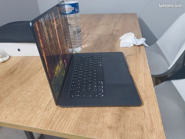 Macbook r 15pouces minuit