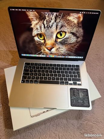 MacBook Air 15’’ M2 Starlight