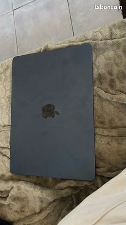 MacBook Air m2