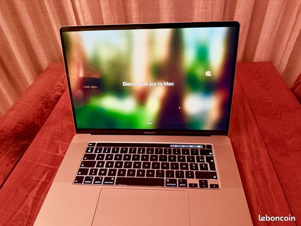 MacBook Pro Touch Bar 16" Retina (2019) A2141