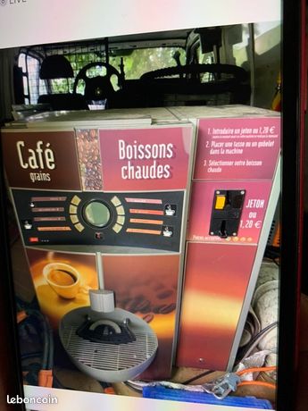 Machine à café avec monnayeur
