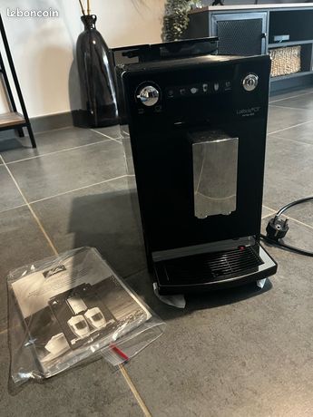 Machine à café broyeur latticia série 600