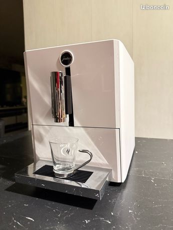 Machine à café cafetière haut de gamme Jura A1 automatique avec broyeur à grain