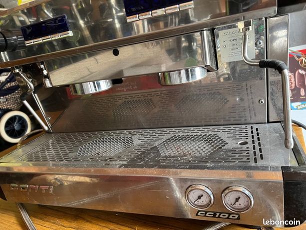 Machine à café CONTI 100cc et son moulin santos