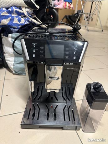 Machine à café DeLonghi