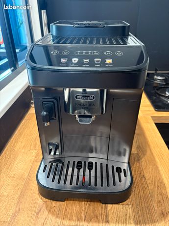Machine à café Delonghi