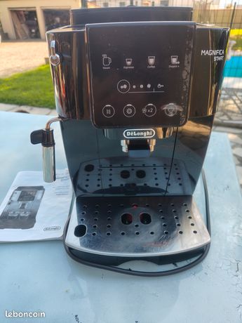 Machine a café DELONGHI Magnifica start