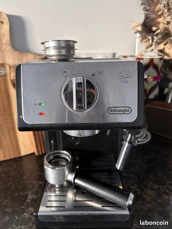 Machine à café Delonghi