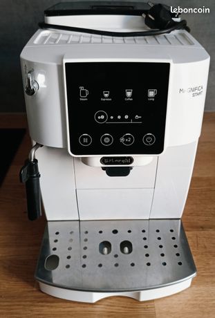 Machine à café Delonghi
