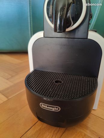 Machine à café Espresso Delonghi