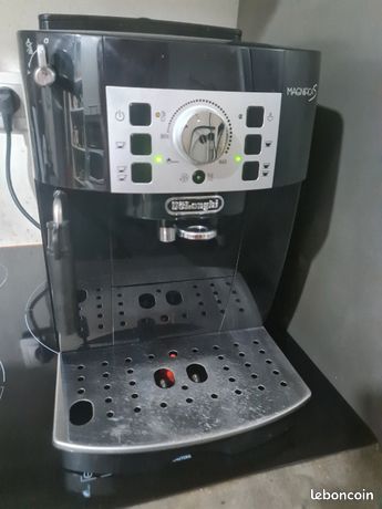 Machine à café grains Delonghi