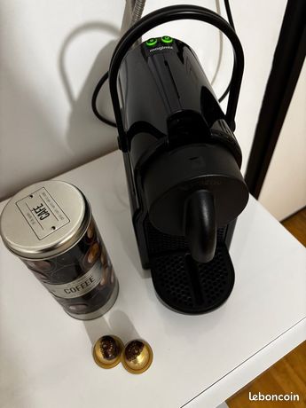 Machine à café Magimix M105 Inissia peu utilisée