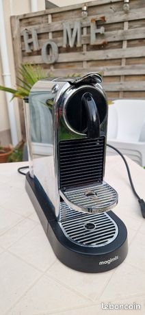 Machine a café Magimix Nespress0