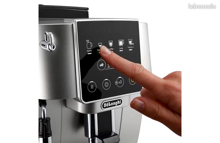 Machine à café Magnifica Start