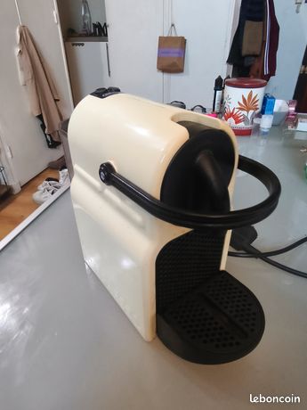 Machine a café Nespresso Inissia