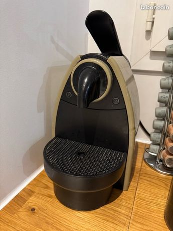 Machine à café Nespresso Krups