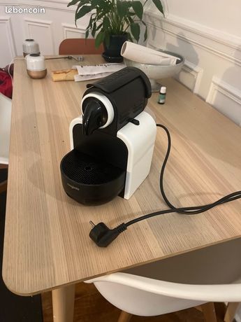 Machine à café Nespresso Magimix