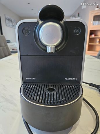 Machine à café Nespresso