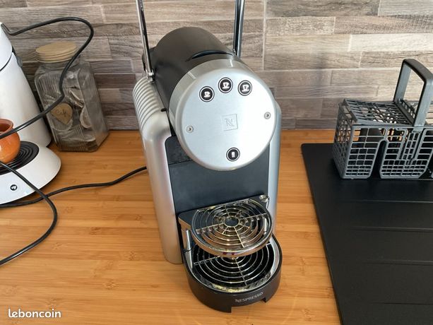 Machine à café Nespresso